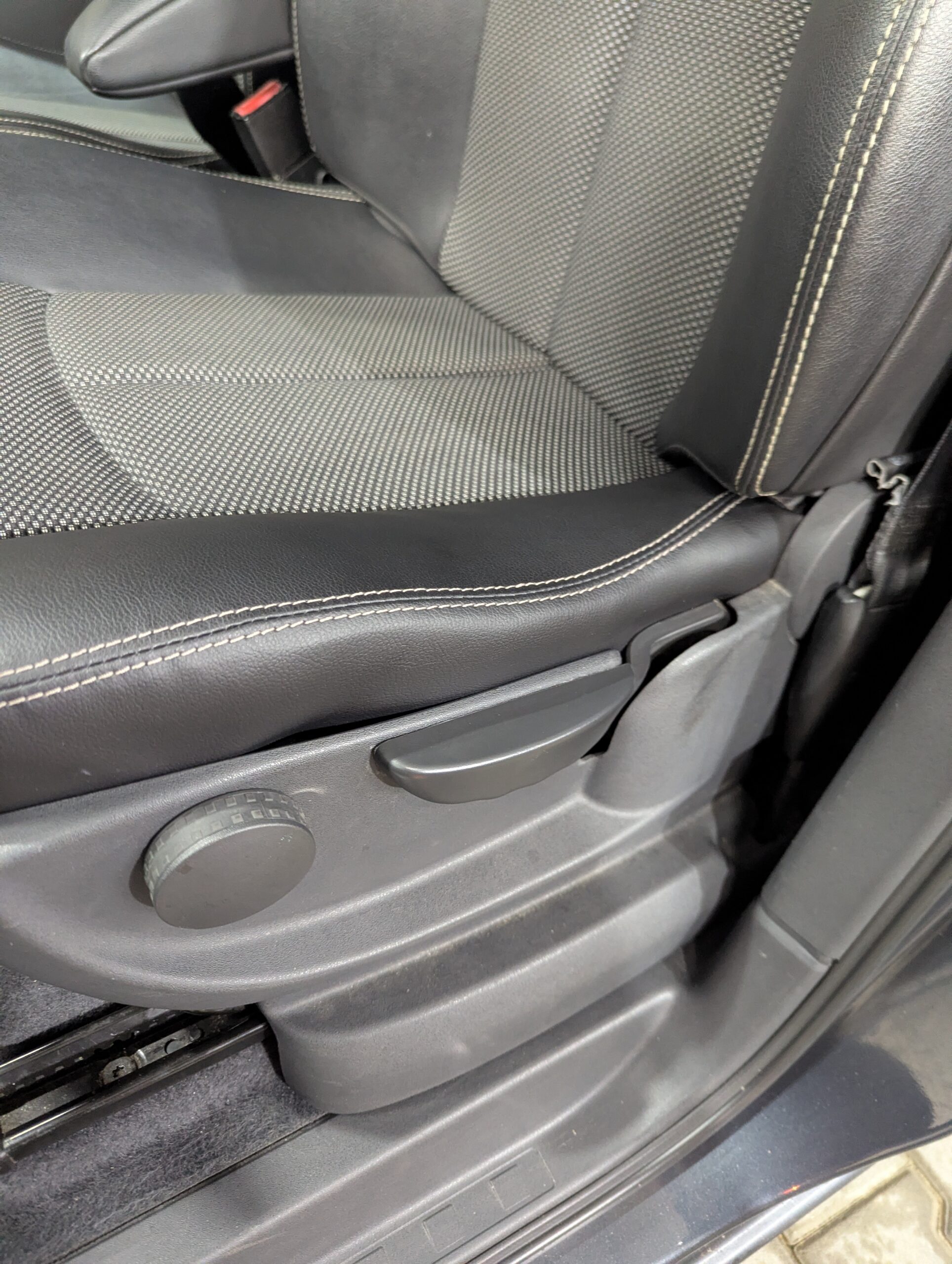 PXL_20251208_164706511